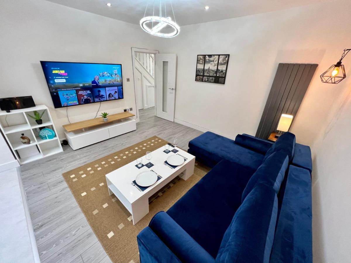 הוילה לונדון Wembley Stadium 5 Star Brand New Luxury Sleeps 14 With Parking מראה חיצוני תמונה