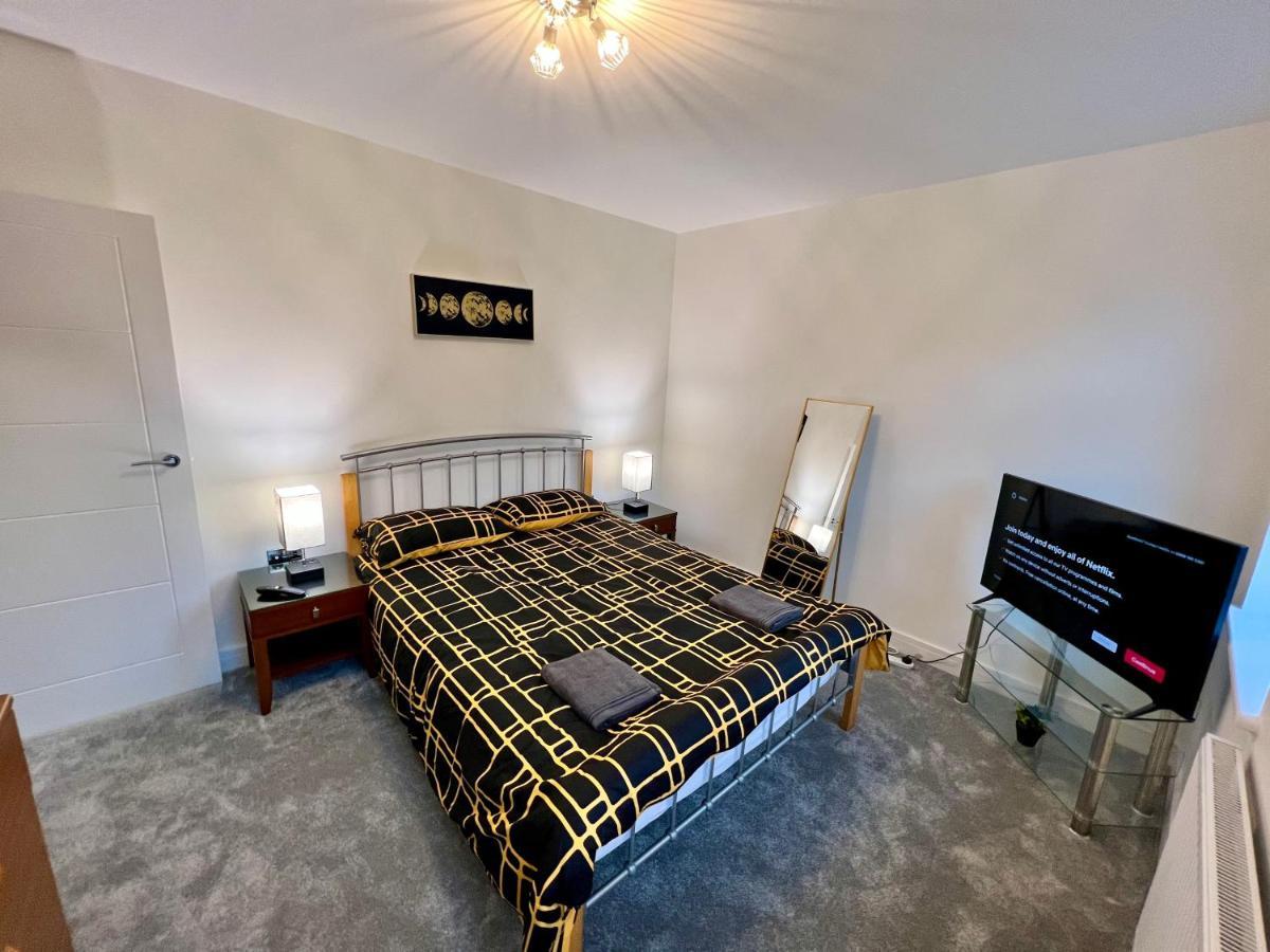 הוילה לונדון Wembley Stadium 5 Star Brand New Luxury Sleeps 14 With Parking מראה חיצוני תמונה