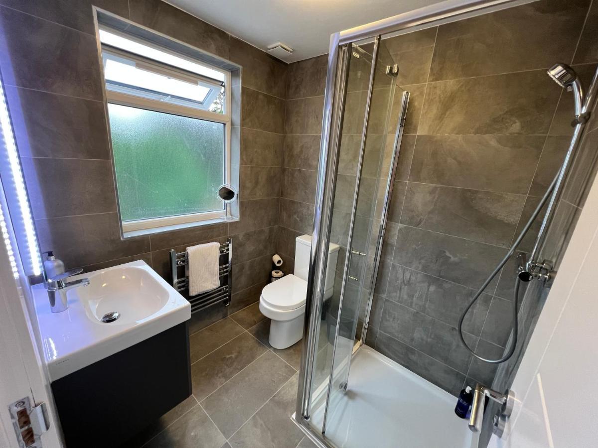 הוילה לונדון Wembley Stadium 5 Star Brand New Luxury Sleeps 14 With Parking מראה חיצוני תמונה